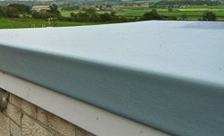 Flat roofs in fibreglass and rubber